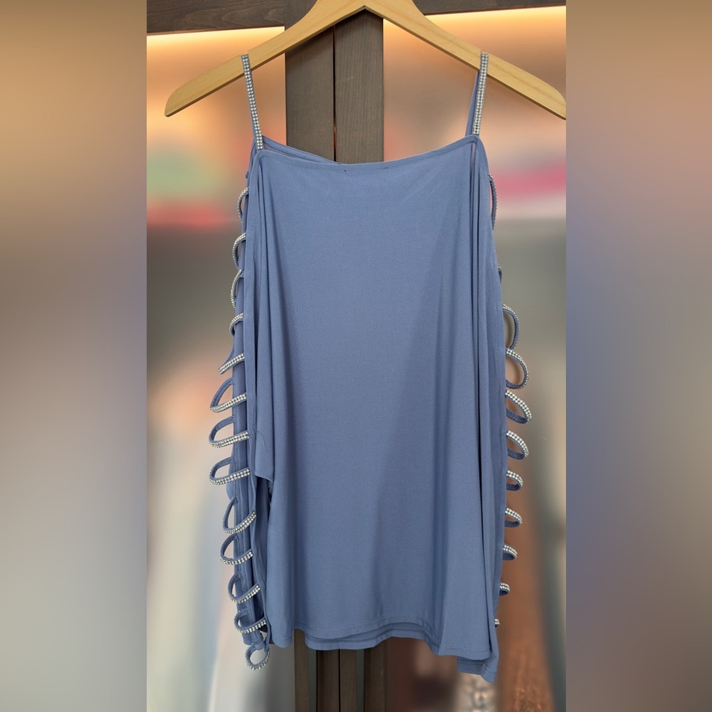 Rhinestone sleeve top- never worn